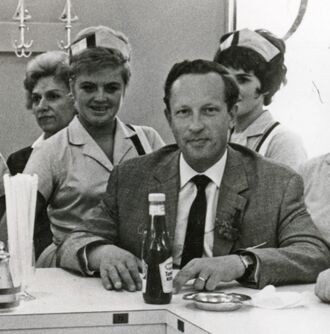 OB Weigelt.jpg