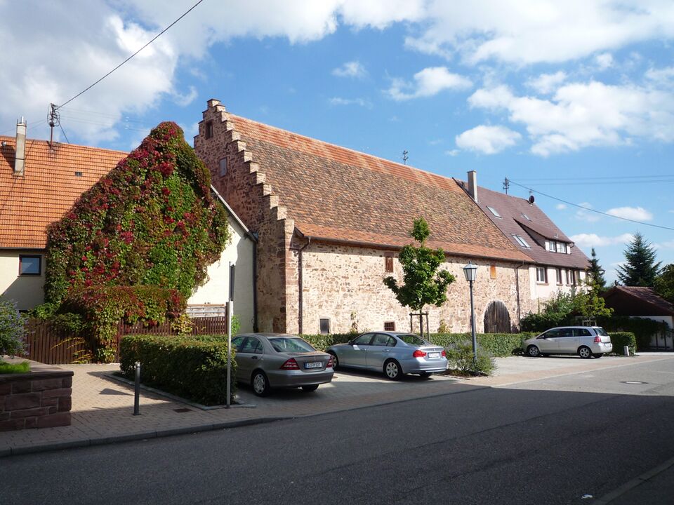 Datei:Tiefenbronn-alte-Zehntscheuer.jpg