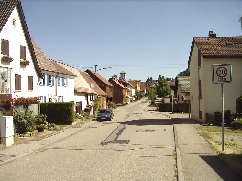 Datei:Waldrennach-Elchwaldstrasse.jpg