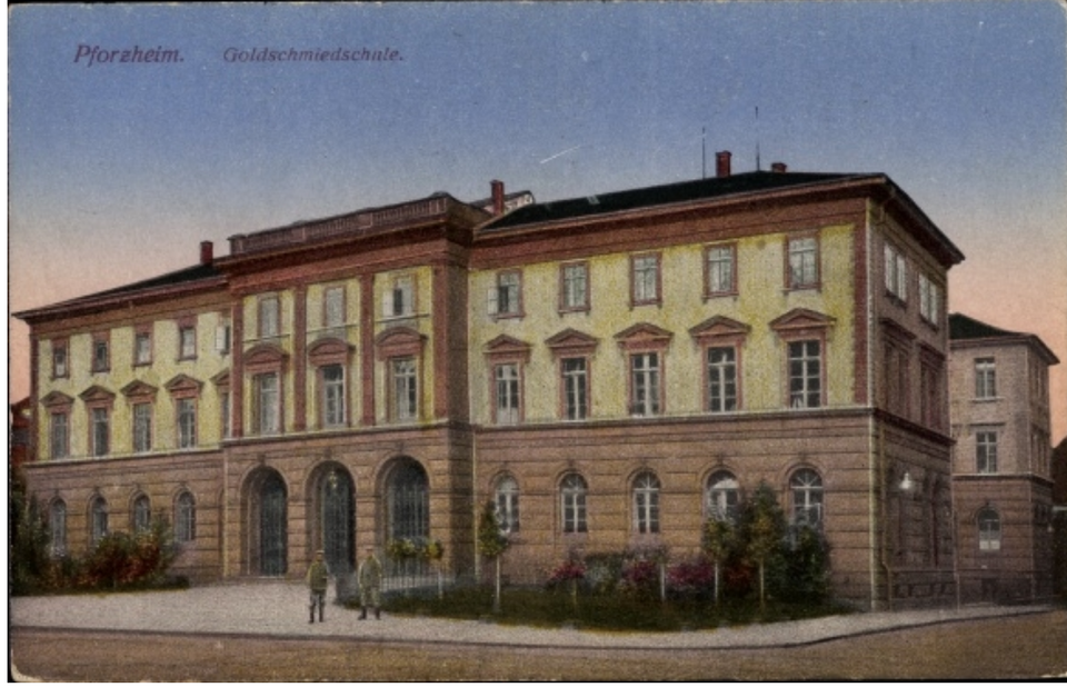 Datei:Altes Gebäude der Kunstgewerbeschule an der Jahnstraße 35 in Pforzheim, Entwurf Carl Müller, erbaut 1874 bis 1875.png