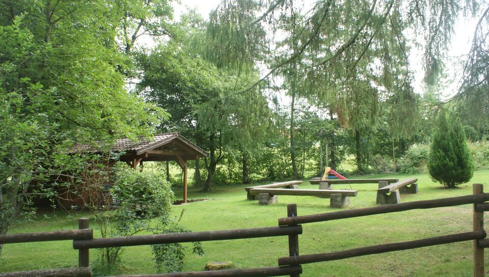 Datei:Spielplatz Dobel.JPG