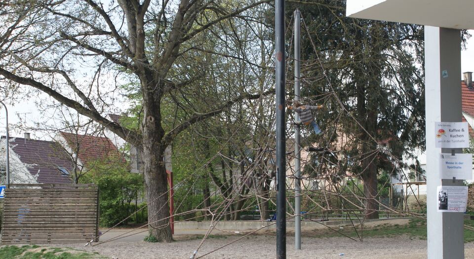 Datei:Spielplatz Knittlingen.jpg