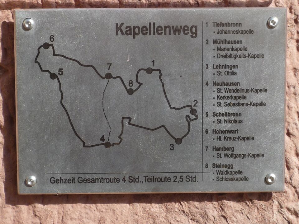 Datei:Tiefenbronn-Kapellenweg-Schild.jpg