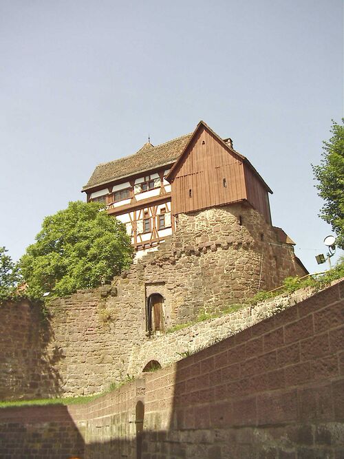 Datei:Altensteig-Schloss-Turm-Himmel.jpg
