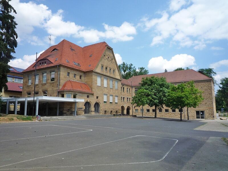 Datei:Knittlingen-Schule.jpg