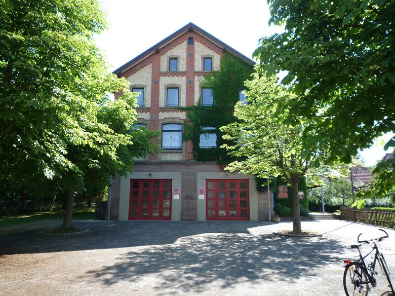 Datei:Diefenbach-Feuerwehr-Gemeinschaftshaus.jpg