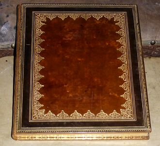 GHV Buchbinderei-Buch-mit-Goldprägung.JPG