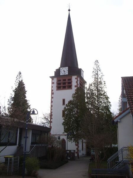 Datei:Huchenfeld Kirche.jpg