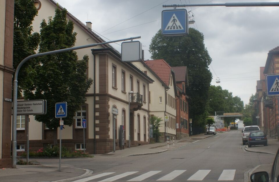 Datei:Straße Vaihingen.JPG
