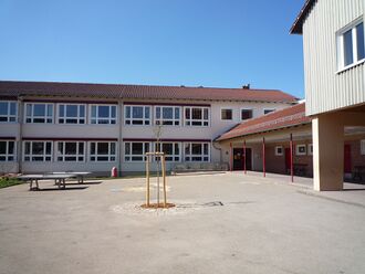 Stammheim-Grundschule.jpg