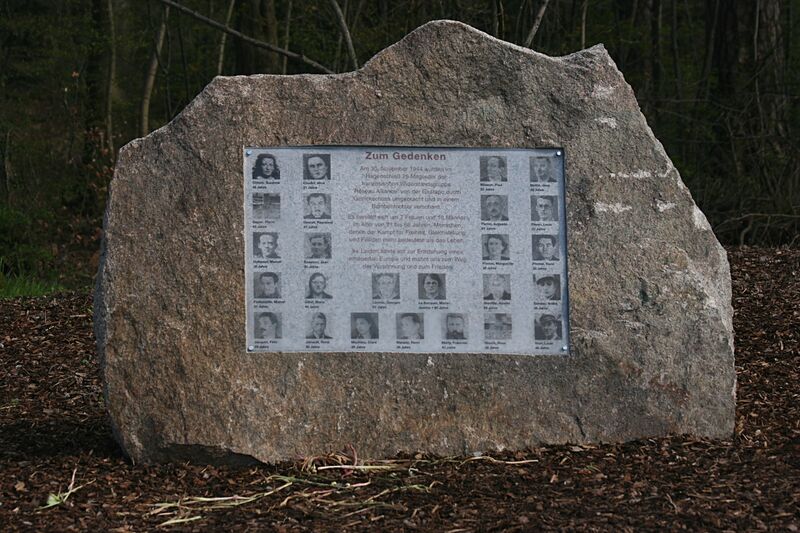 Datei:4465 Gedenkstein Réseau Alliance.jpg