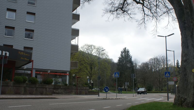 Datei:Ettlinger Straße Bad Herrrenalb.JPG