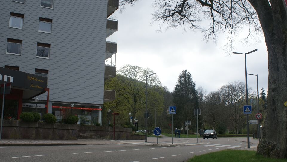 Datei:Ettlinger Straße Bad Herrrenalb.JPG