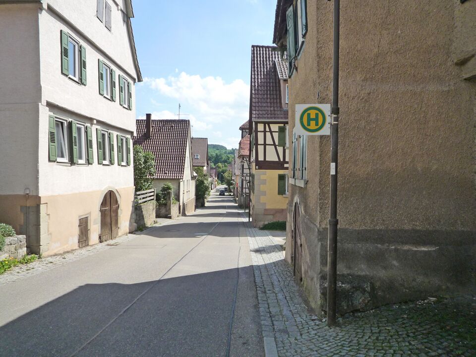 Datei:Muehlhausen-Schlossstrasse.jpg