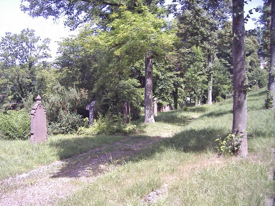 Datei:Altensteig-alter-Friedhof.jpg