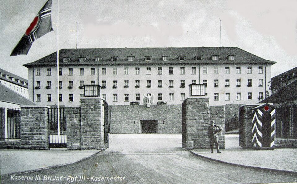 Datei:Buckenbergkaserne 1941 05.JPG