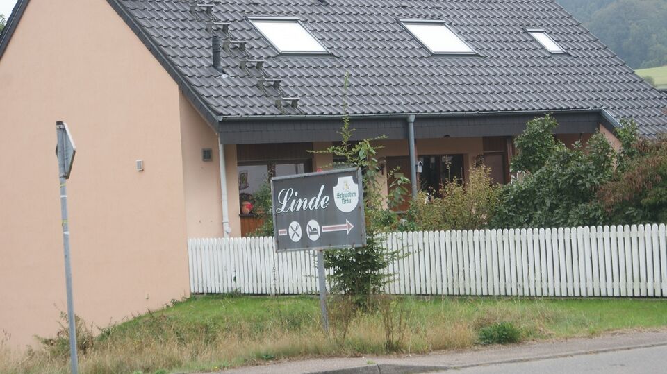 Datei:Eingang Linde.JPG