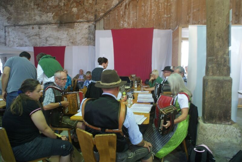 Datei:Gruppe Kraichgau Steirer.jpg