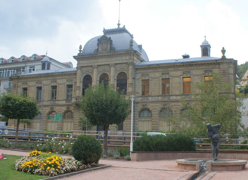 Datei:Palais Royale.JPG