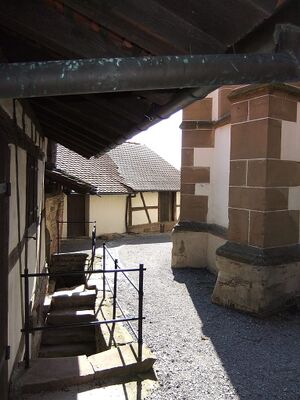 Kirchenburg Lienzingen 3.JPG