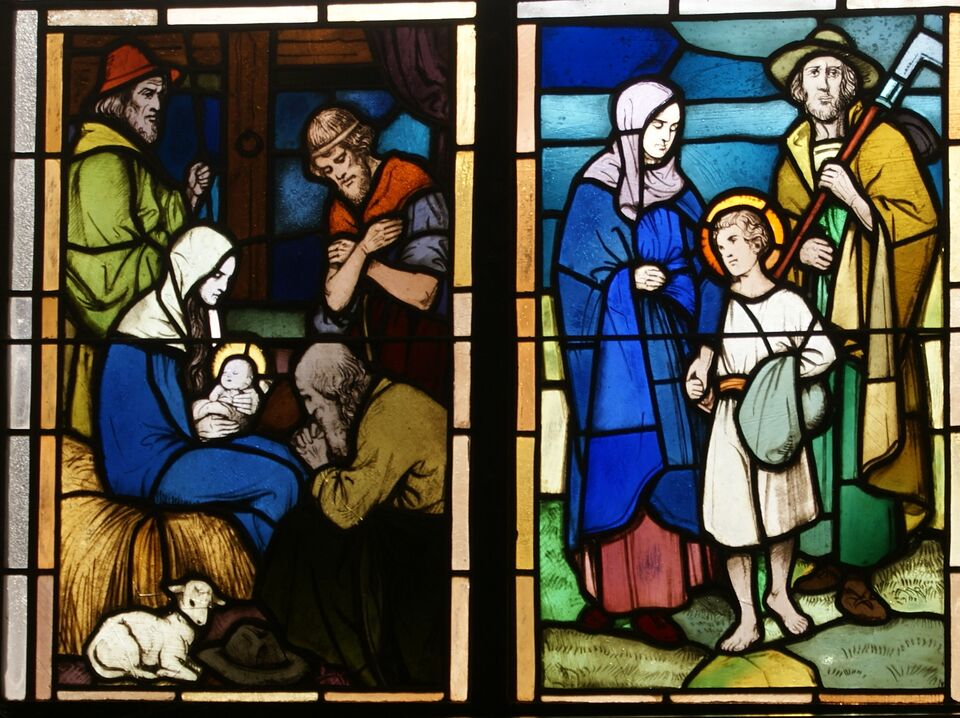 Datei:Kirchenfenster Anbetung Jesu.jpg