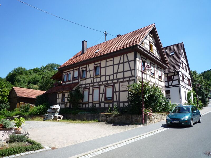 Datei:Hohenklingen-ehem-Schule.jpg