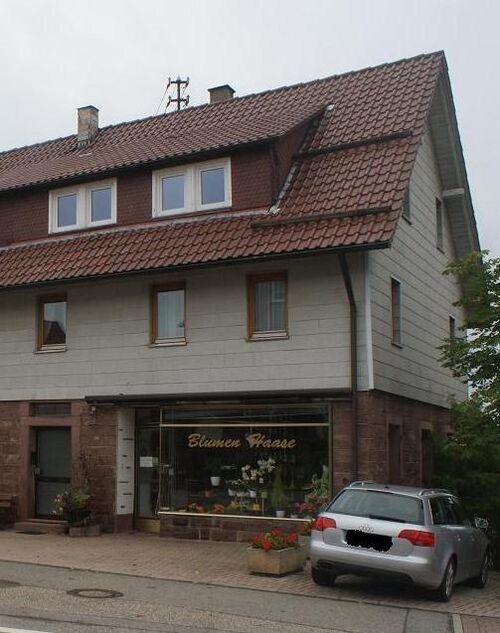 Datei:Blumen Haase in Dobel.jpg