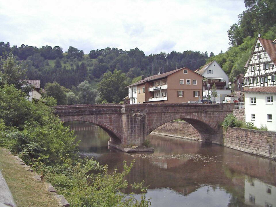 Datei:Nagoldbruecke-Wildberg.jpg
