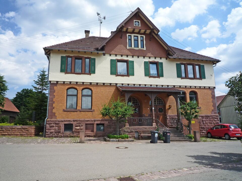 Datei:Igelsloch-ehem-Rathaus.jpg