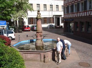 CW Marktplatz Brunnen2.jpg