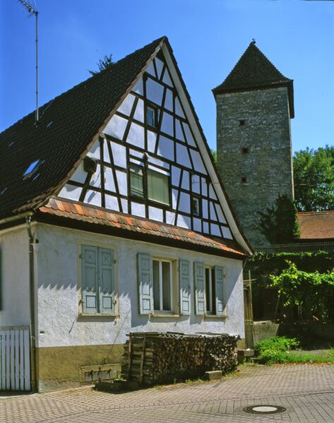Datei:Weinbrennerhaus hochf..jpg