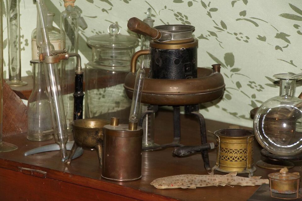 Datei:GHV Schaf-Apotheke-div.jpg