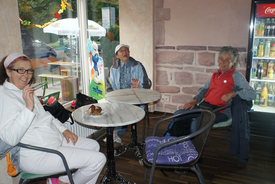 Datei:Innenraum des Café Paradiso.JPG