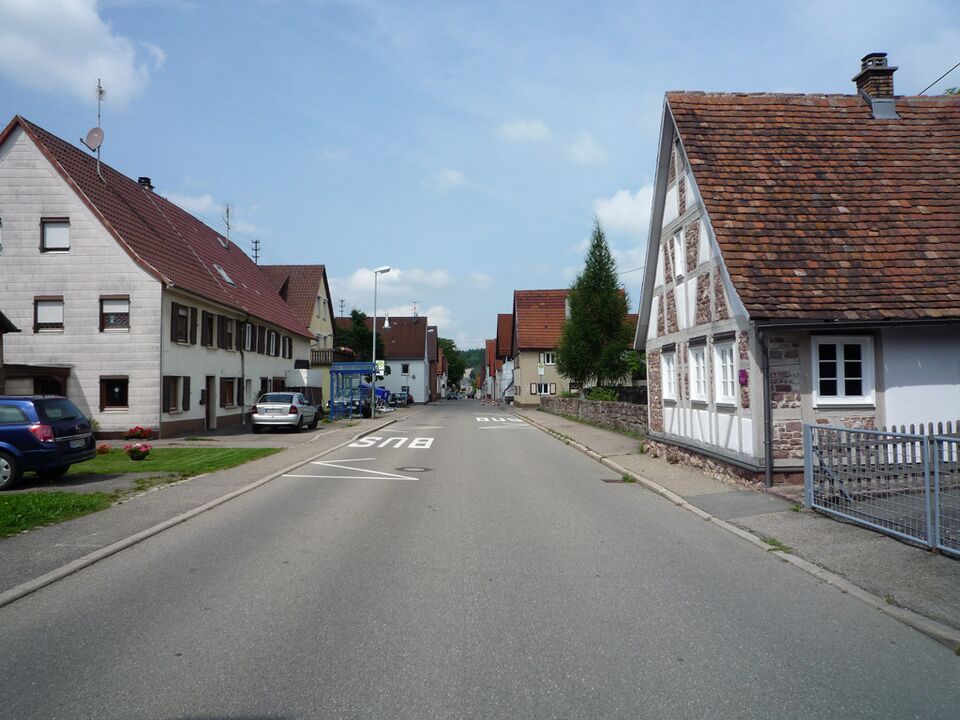 Datei:Neuhengstett-Waldenserstrasse-Museum-.jpg