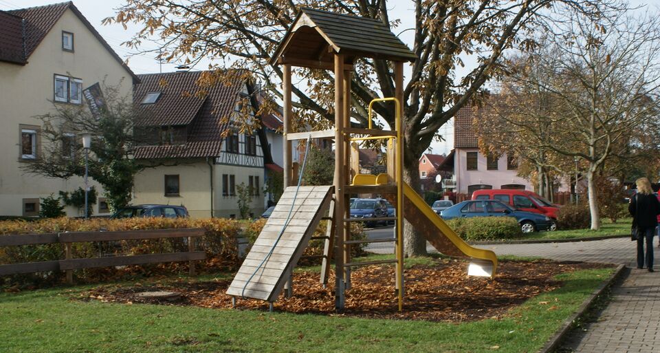 Datei:Spieplatz Untere Steinbeis.jpg