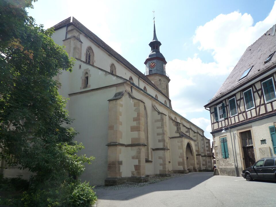 Datei:Vaihingen-Kirche2.jpg