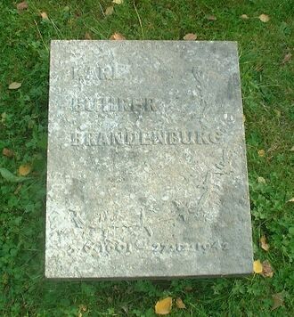 Karl Bührer Gedenkplatte.jpg