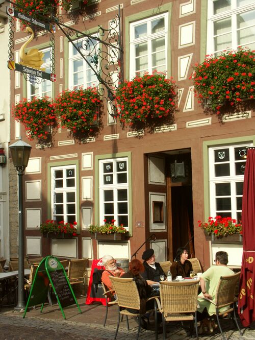 Datei:Schweizer Hof außen.jpg