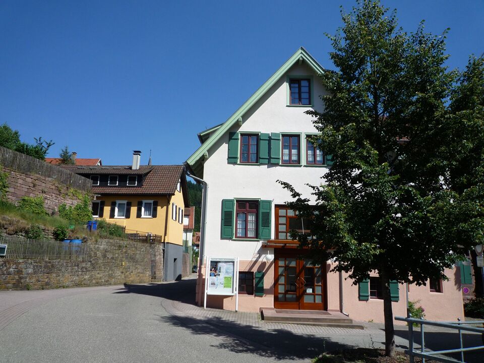 Datei:Bad-Liebenzell-Buergerhaus.jpg