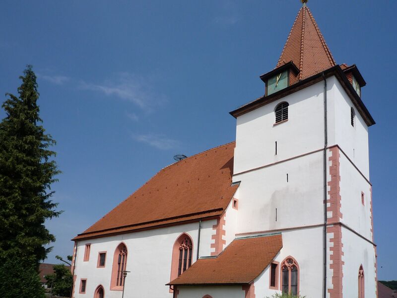 Datei:Ellmendingen-Kirche2.jpg