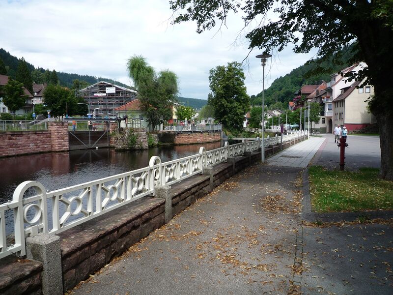Datei:Bad-Wildbad-Wehr.jpg