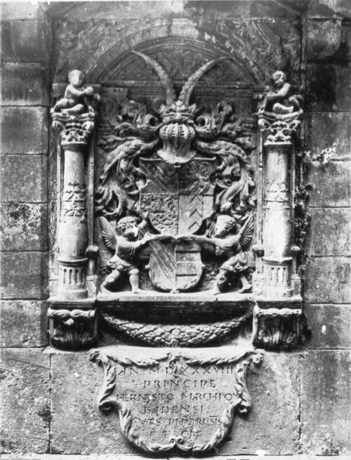 Datei:Pforzheim, Alte Kanzlei, Wappenstein von 1538, Markgraf Ernst I. von Baden-Durlach (1482 -1553).jpg