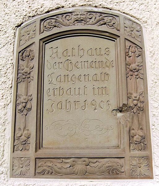 Datei:Rathaus Langenalb Detail.JPG