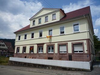 Calmbach-Haus-Lutz.jpg