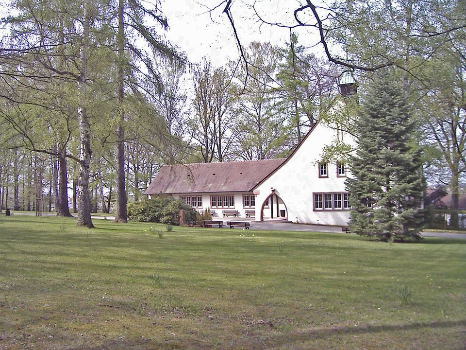 Datei:Friedhof-Birkenfeld1.jpg