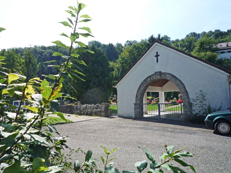Datei:Aurich-Friedhof.jpg