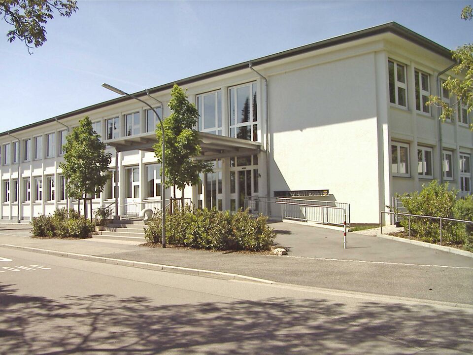 Datei:GustavHeinemannSchule.jpg