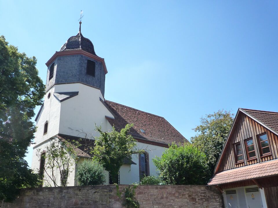 Datei:Zaisersweiher-Kirche4.jpg