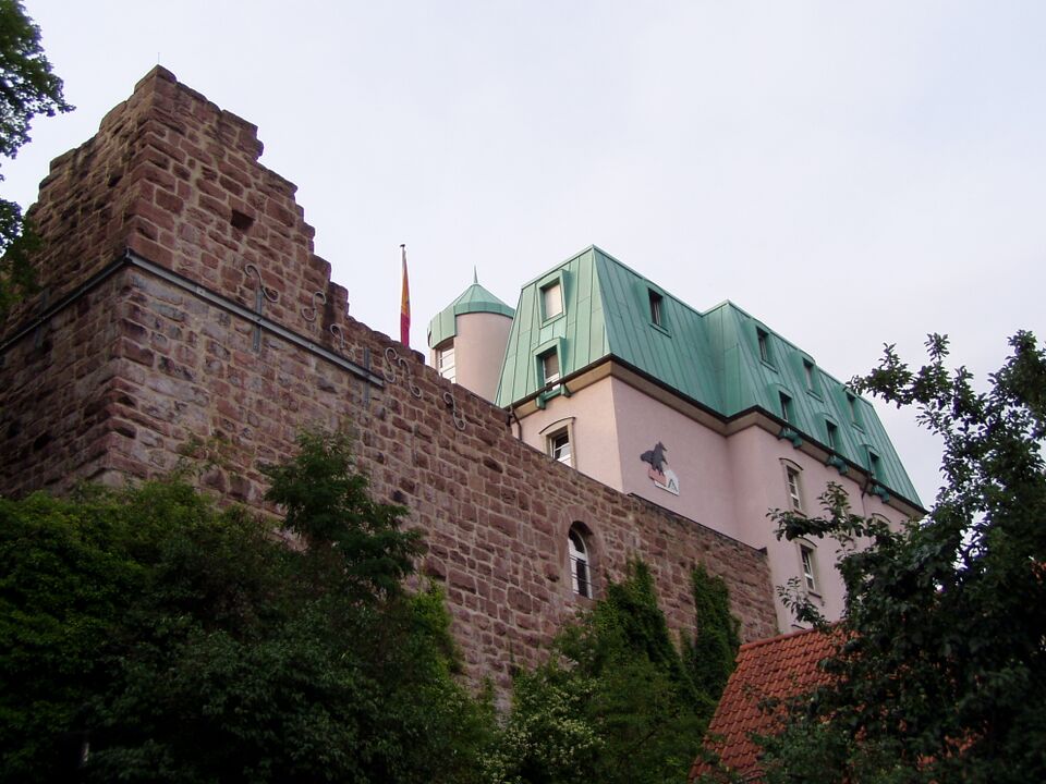Datei:Jugenherberge Rabeneck.jpg