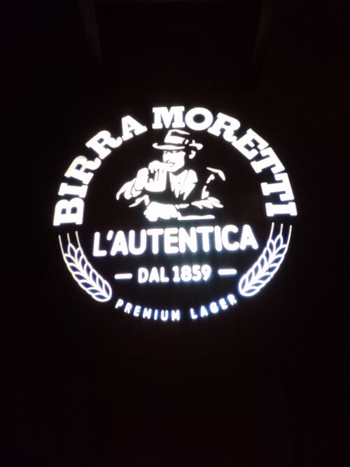 Datei:Birra Moretti.jpg